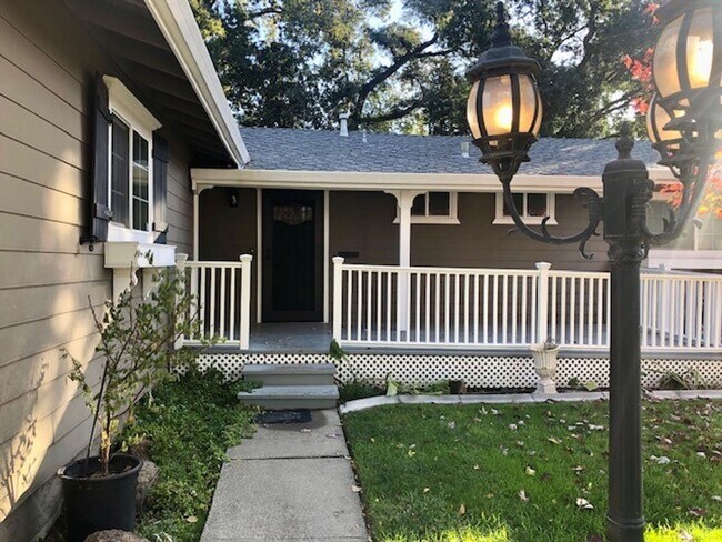 Photo - Clean and Charming Home in Fair Oaks