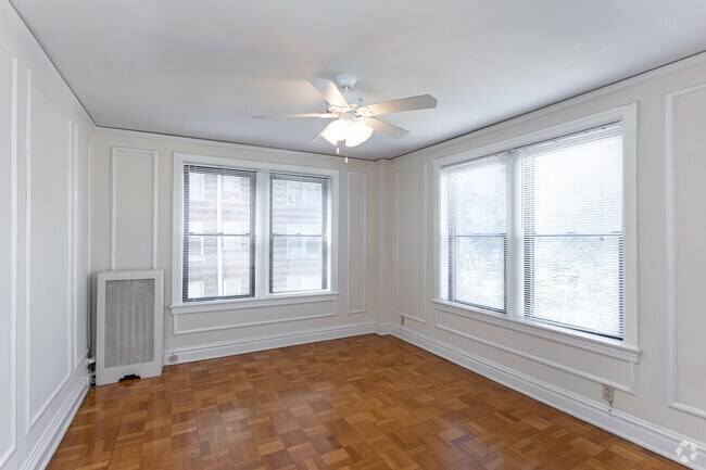 3BR, 2BA - 1200 SF - Tramore Apartments