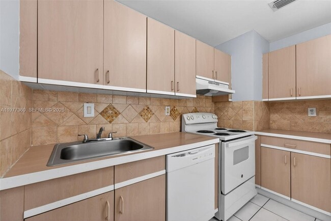 Photo - 7680 SW 156th Ct Unit B115