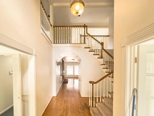 Photo - 16714 Colony Terrace Dr