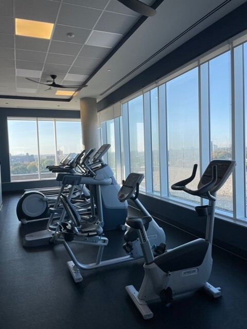 Photo - 1140 Wellington