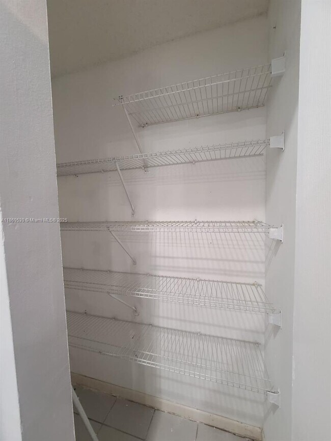 Photo - 305 NW 109th Ave