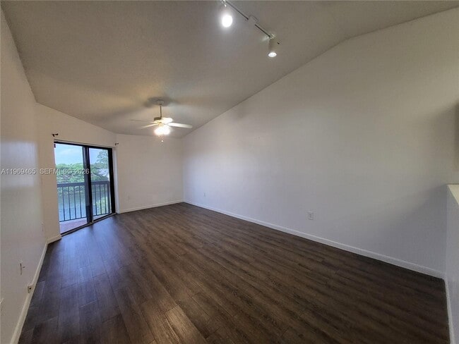 Photo - 9921 Nob Hill Ln Unit 9921