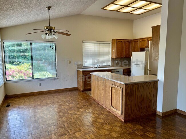 Photo - Spacious 4 Bed/2 Bath /1,970 square foot h...