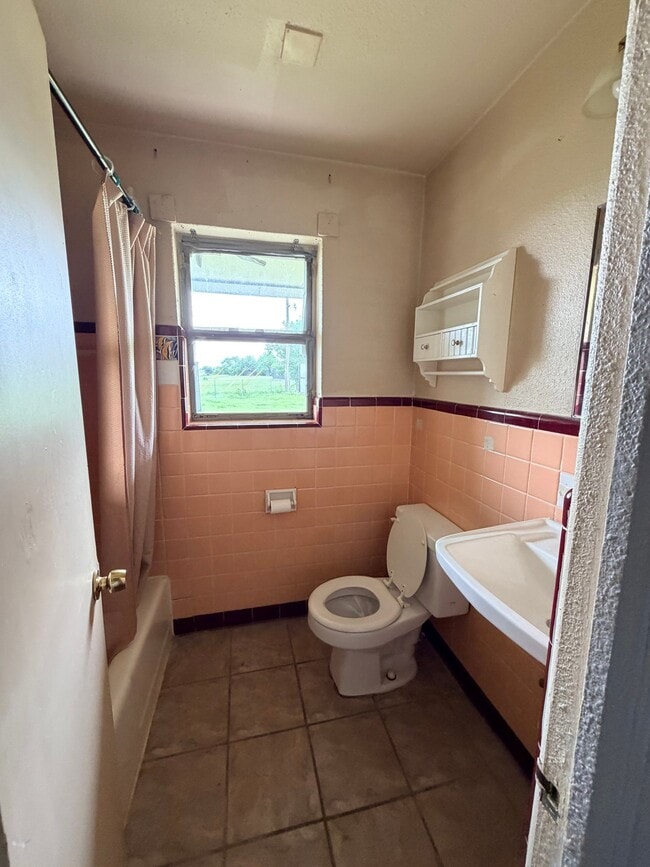 Photo - 2355 NW Bell Ave