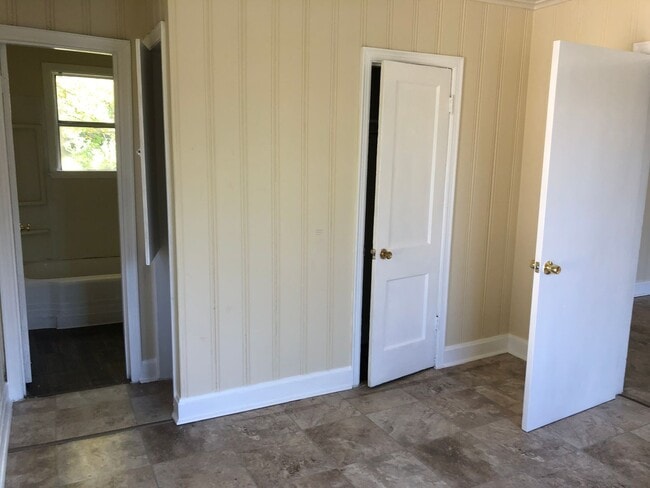 Photo - 128 College Park Cir Unidad 1