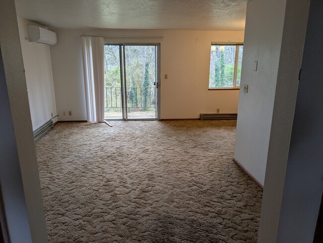 Photo - 1106 Waller St SE