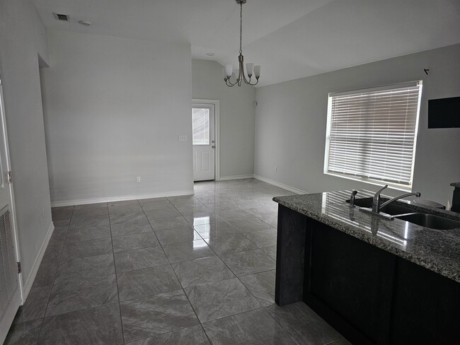 Photo - 5412 Capilla St
