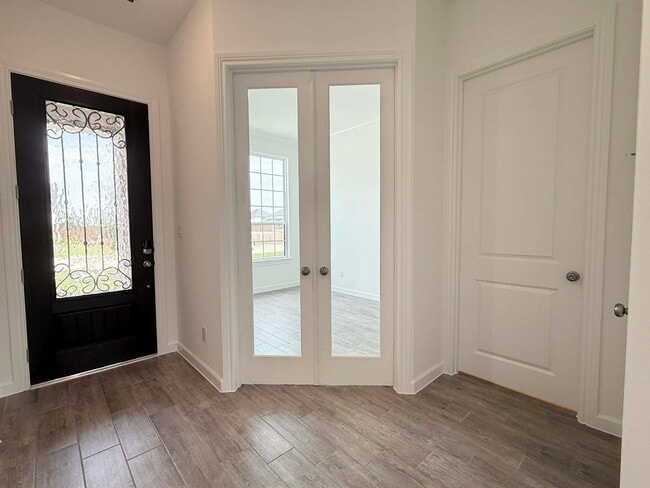 Photo - 3811 Hermitage Dr