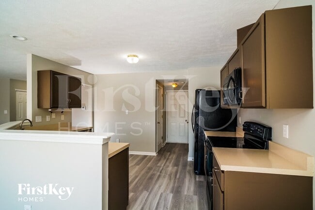 Photo - 7234 Parklake Cir