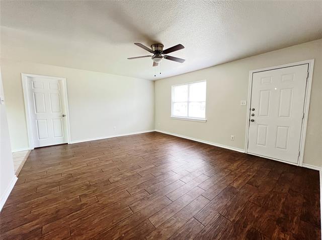 Photo - 114 S Manor Ct