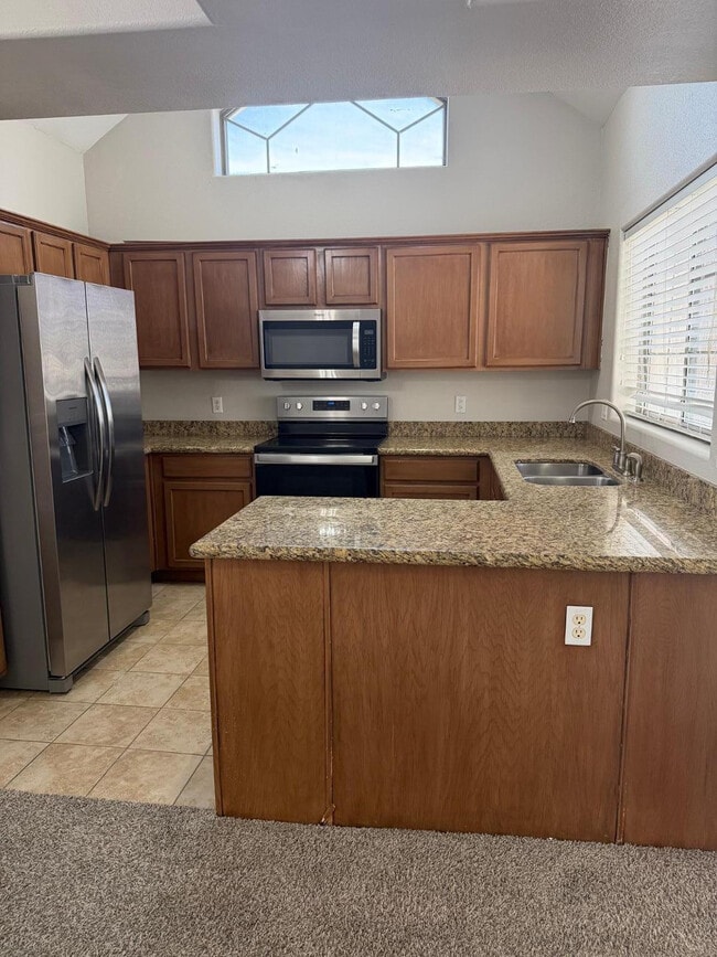 Building Photo - 2801 N Litchfield Rd