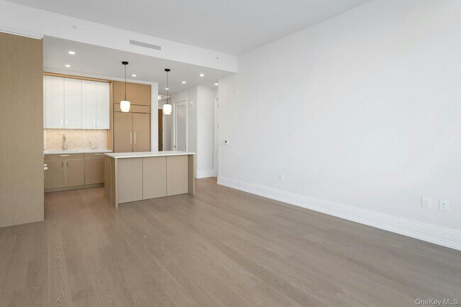 Photo - 4 Lighthouse Lndg Unidad 420