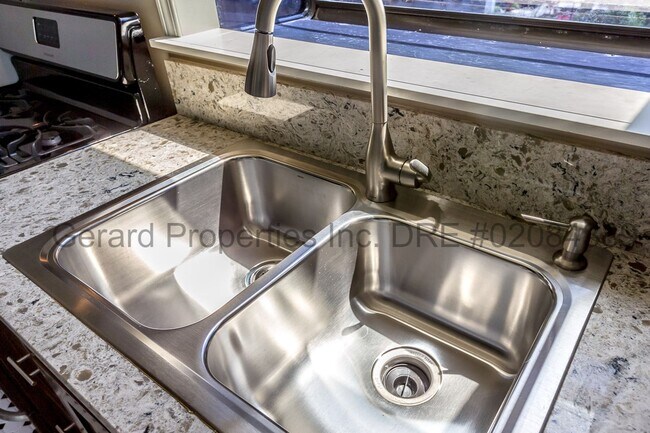 Photo - 3034 E Vista St Unidad Vista 3034