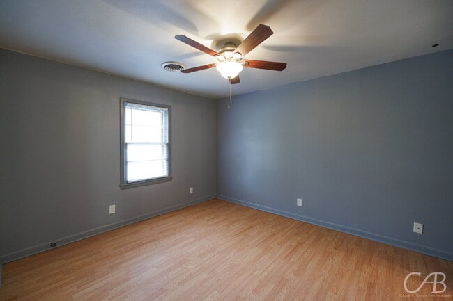 Photo - For lease Apartment