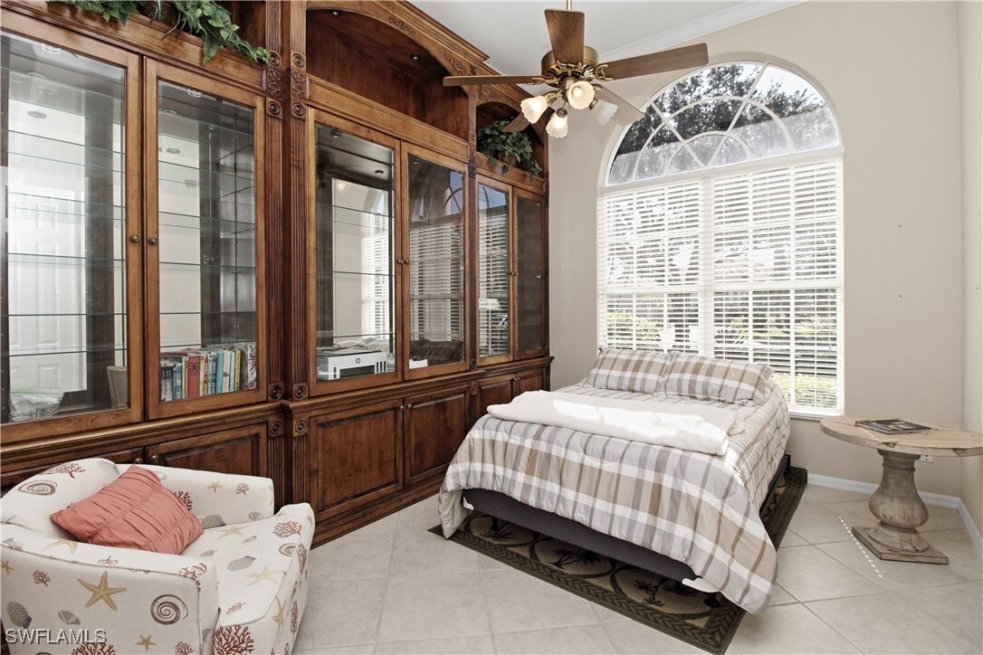 Photo - 1901 Winding Oaks Way