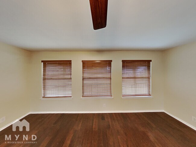 Photo - 8930 Wolff Vista