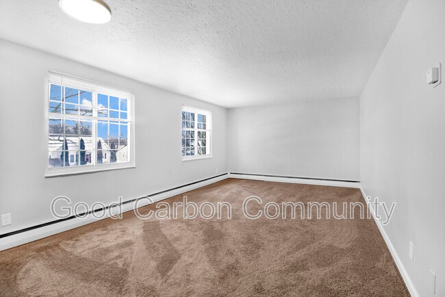 Building Photo - 309 Beattie Ave Unit 2 Rental