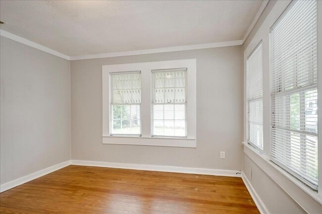 Photo - 1740 Starnes St