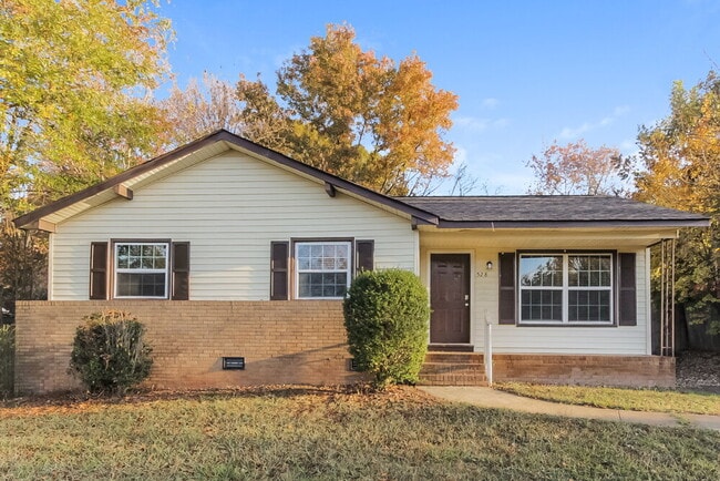 Photo - 528 W Arrowood Rd House