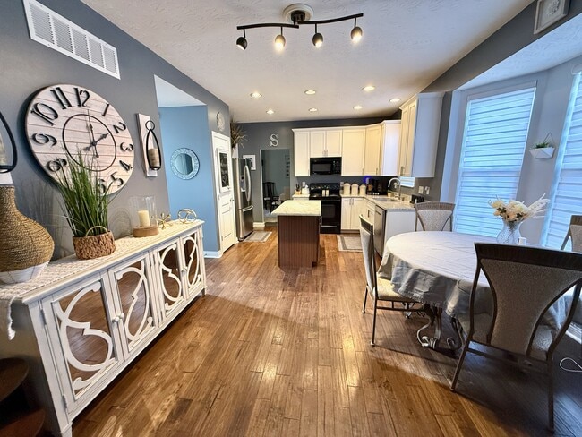 Photo - 5208 Aspenwood Dr