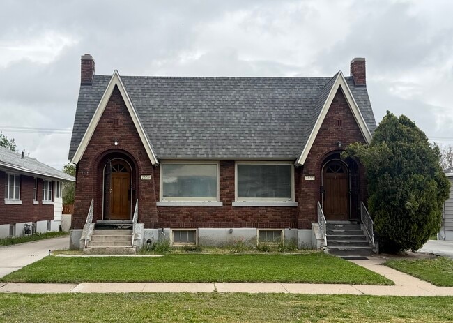 Photo - 2659 Brinker Ave