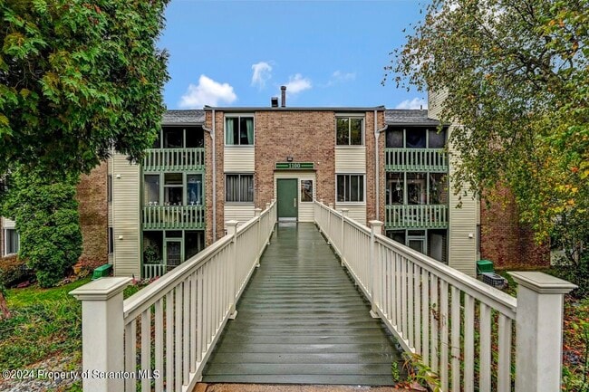 Photo - 1102 Summit Pointe