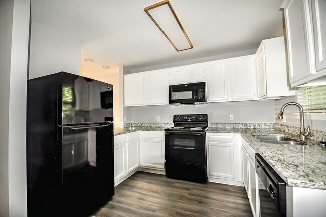 1446 W Netherland Way Unit 3
