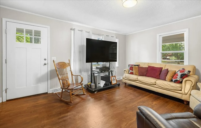 Photo - 3 Bedroom Home Available For Rent - Pendleton