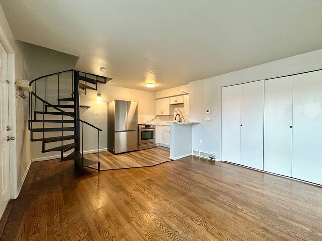 Photo - 306 Forder Rd