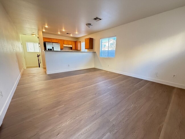 Photo - 4098 Asante Cove St