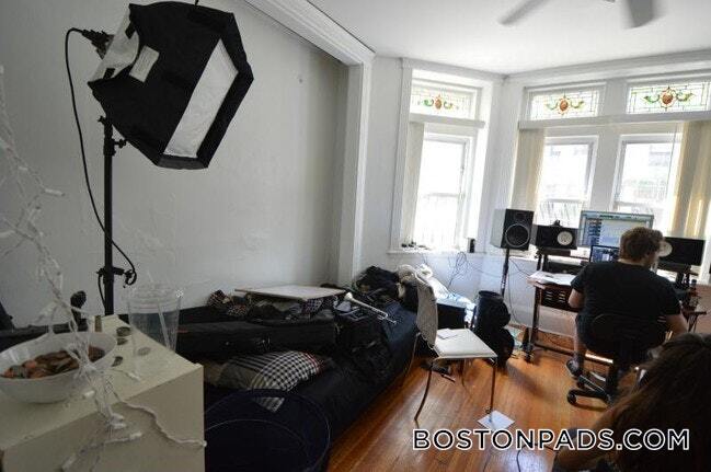 64 Hemenway St Unit 7