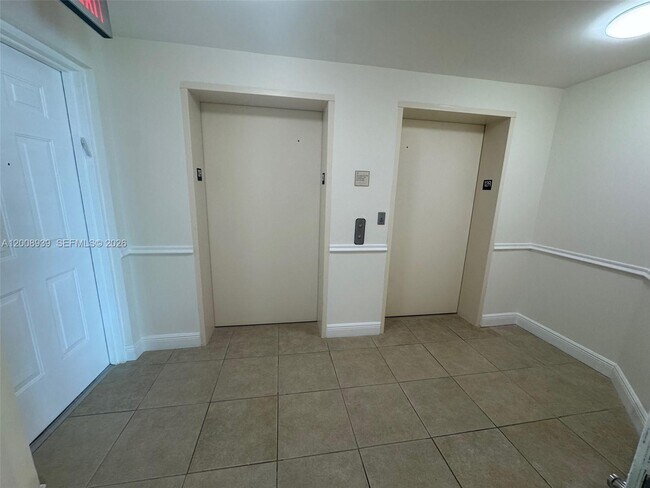 Photo - 3330 NE 190th St Unit 1215