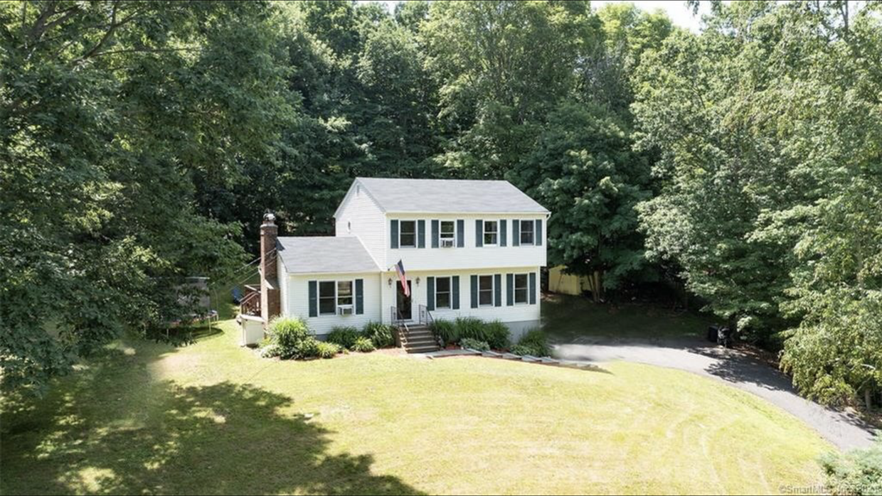 Photo - 58 Reservoir Rd (New Milford, CT)