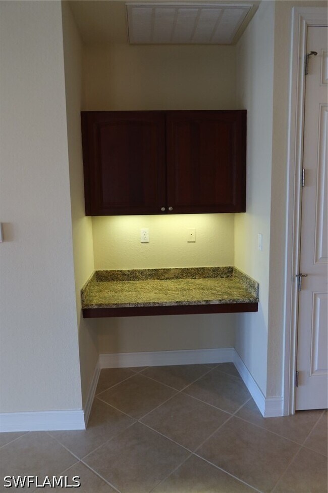 Building Photo - 7168 Lemuria Cir Unit 1701