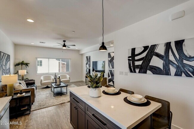 Photo - 3645 E Earll Dr