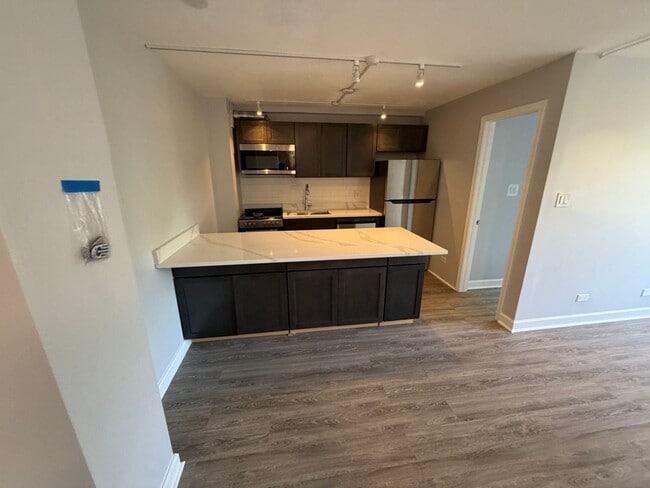 Photo - 7254 N Ridge Blvd Unit 7333-508