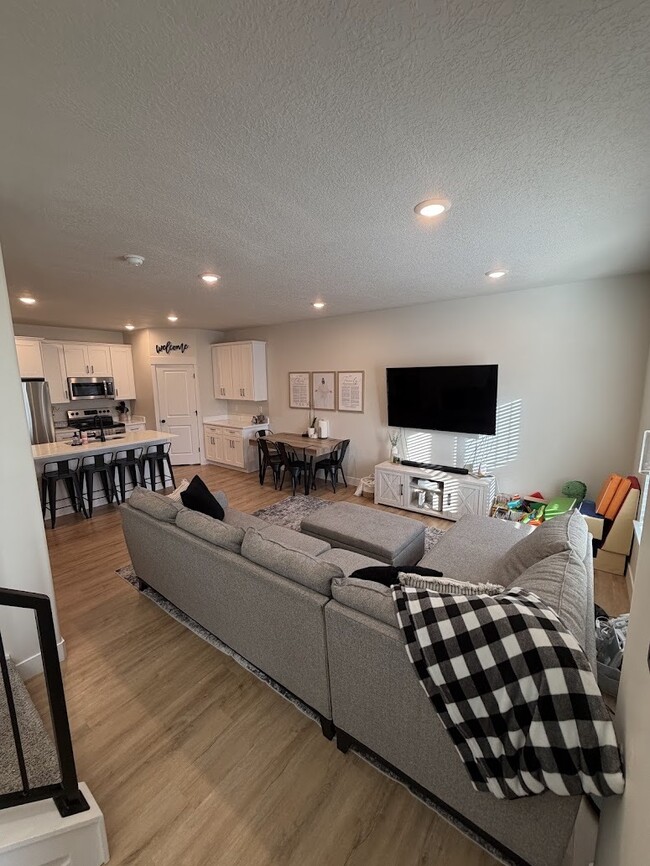 Photo - 1162 N 550 W