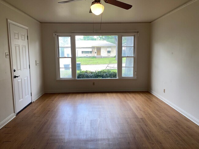 Photo - 2 BEDROOM NEAR SCOTT & WHITE