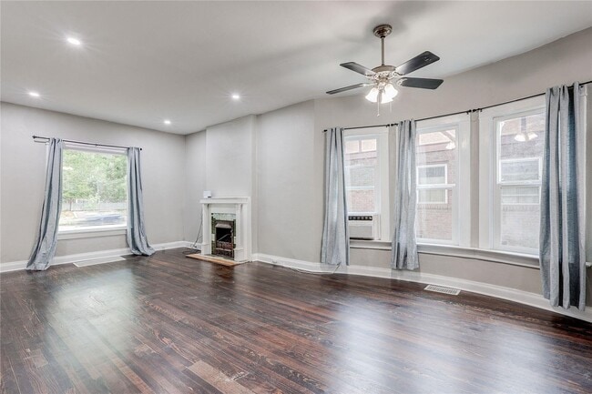 Photo - 1317 S University Blvd