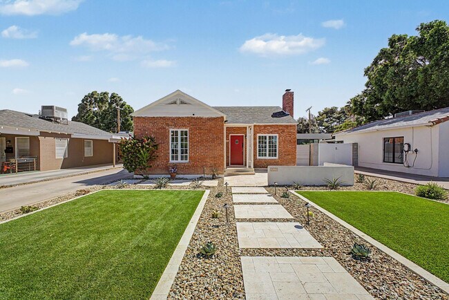 Photo - 311 West Campbell Ave