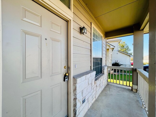 Photo - 2707 Westhampton Ct Unidad A