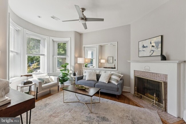 Photo - 123 U St NW
