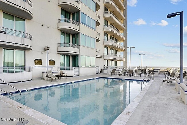 Photo - 2060 Beach Blvd Unit 901