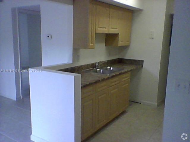 Building Photo - 2866 NW 55th Ave Unit 1A Rental