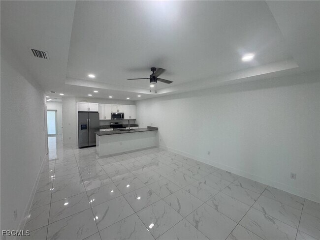 Photo - 727 Gordon Ave S