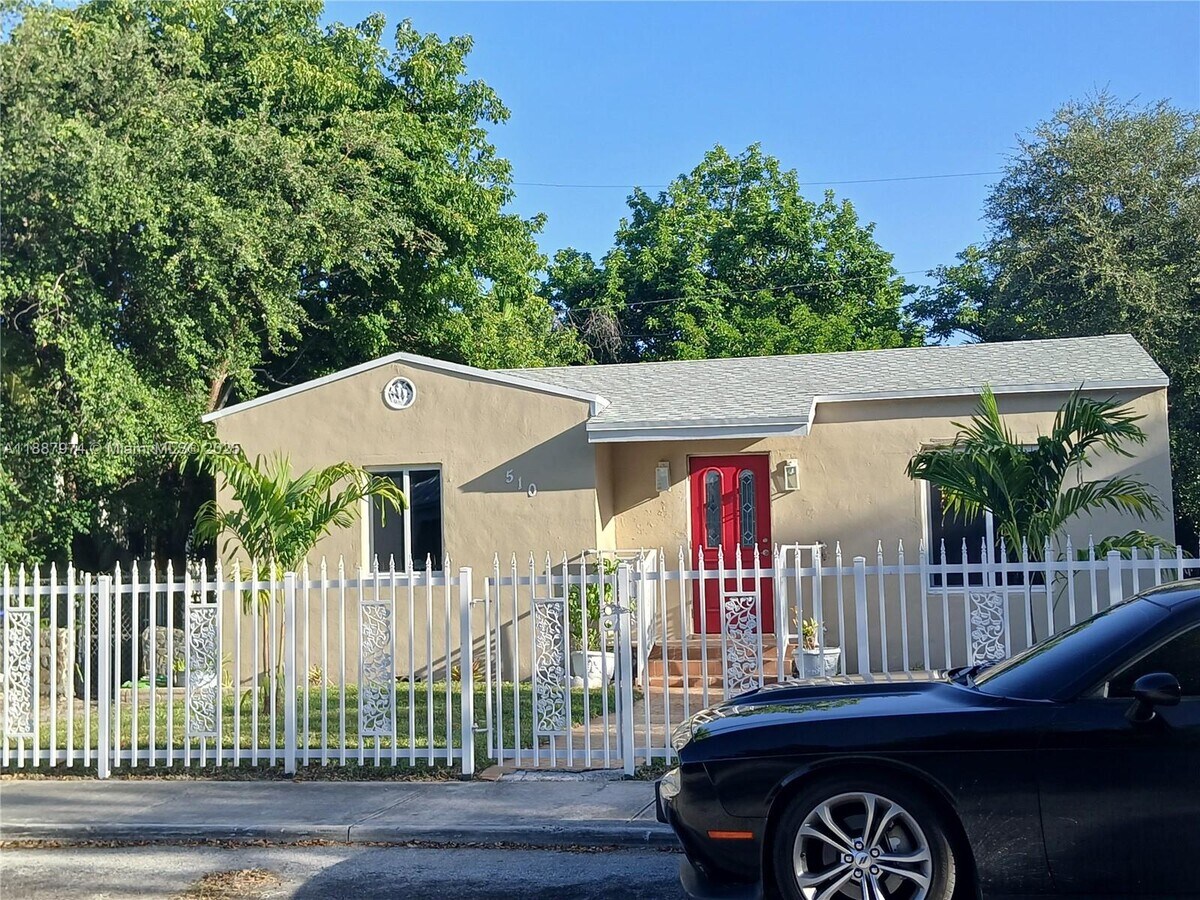 Photo - 510 NW 47th St