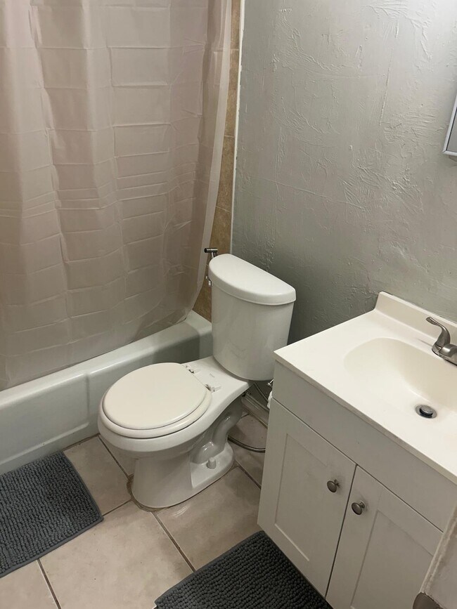 Photo - 6135 Markland Ave