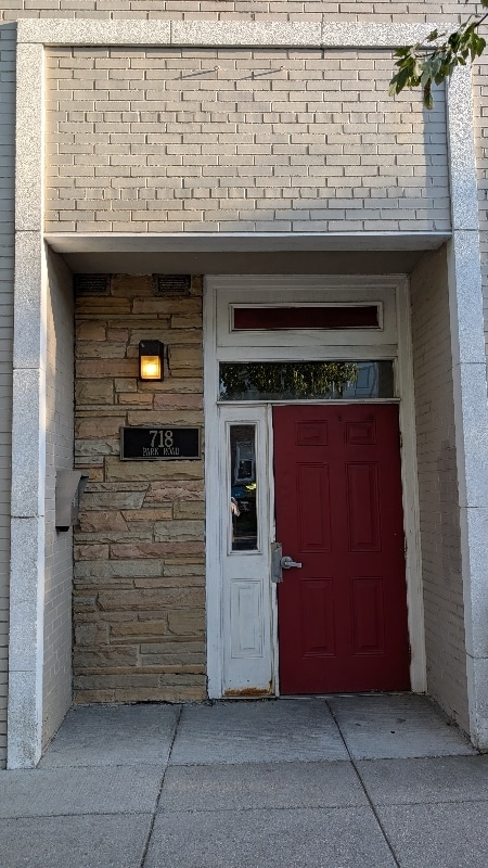 Photo - 718 Park Rd NW Unit 4