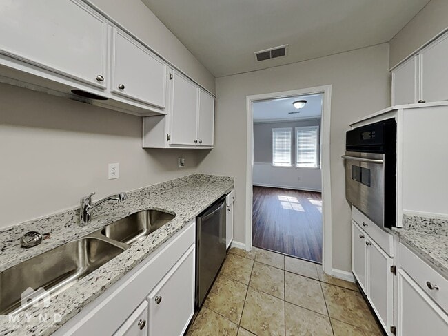 Photo - 7002 Timber Rise Cove